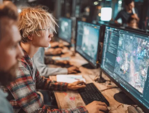 Derri&egrave;re chaque jeu, des dizaines de talents invisibles